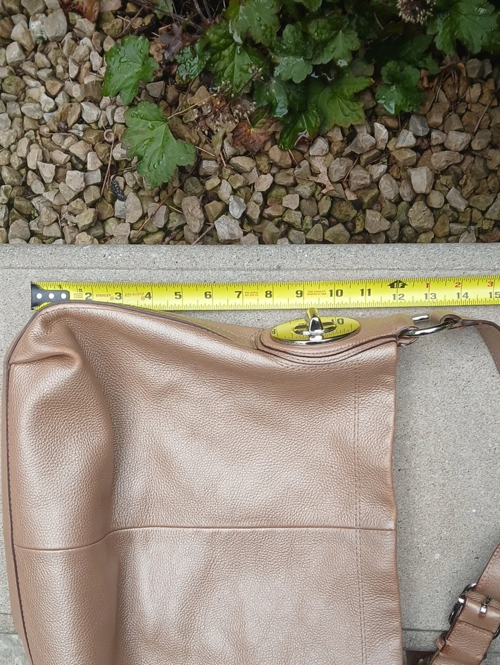 Coach Penelope Pebbled Leather Hobo Bag (Style F16535).